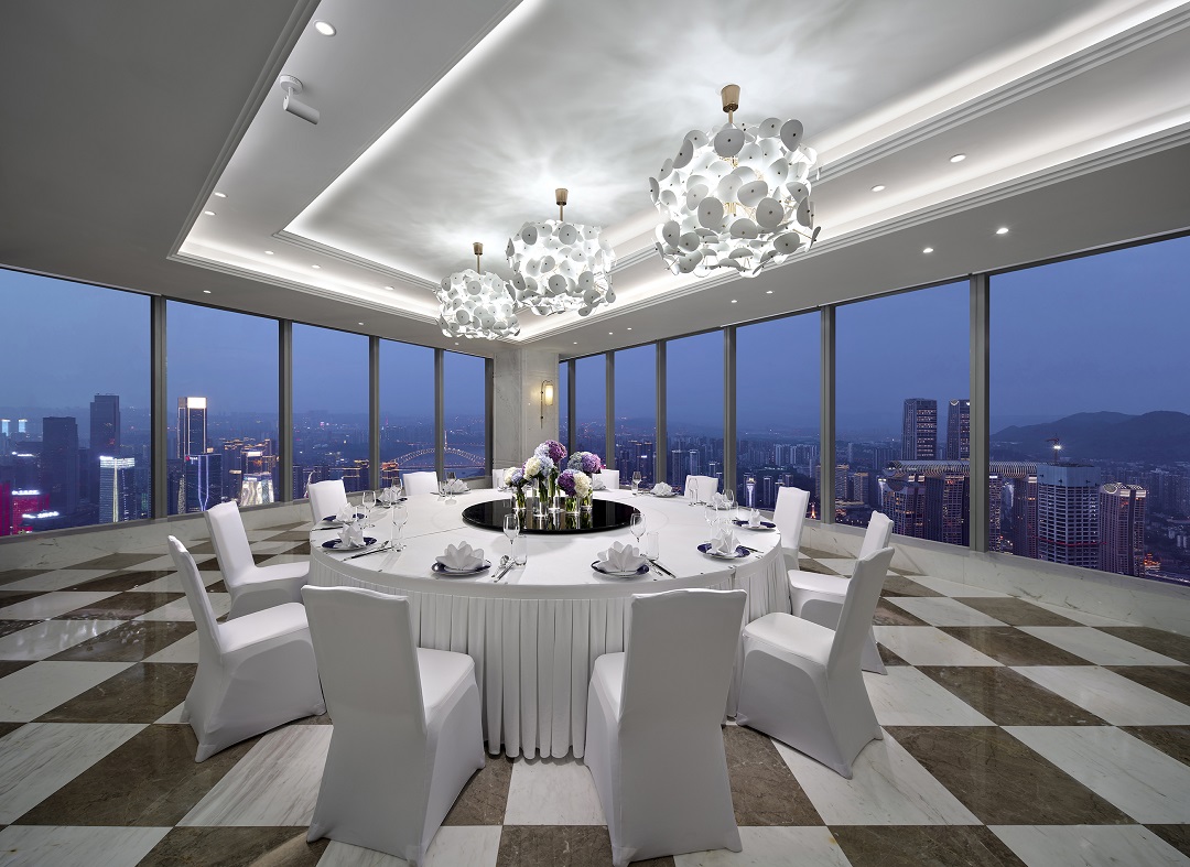 重庆丽思瑞凯悦臻选酒店·绅餐厅 The Brits Restaurant