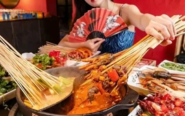 二当家牛肉串串火锅(紫荆广场店)