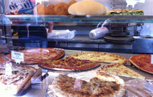 Pizza e Pizza餐厅图片