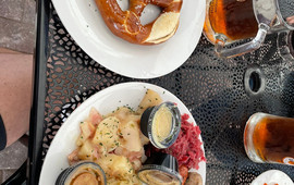 Hofbrauhaus Restaurant & Pub