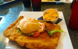 Newton's Paradise Cafe