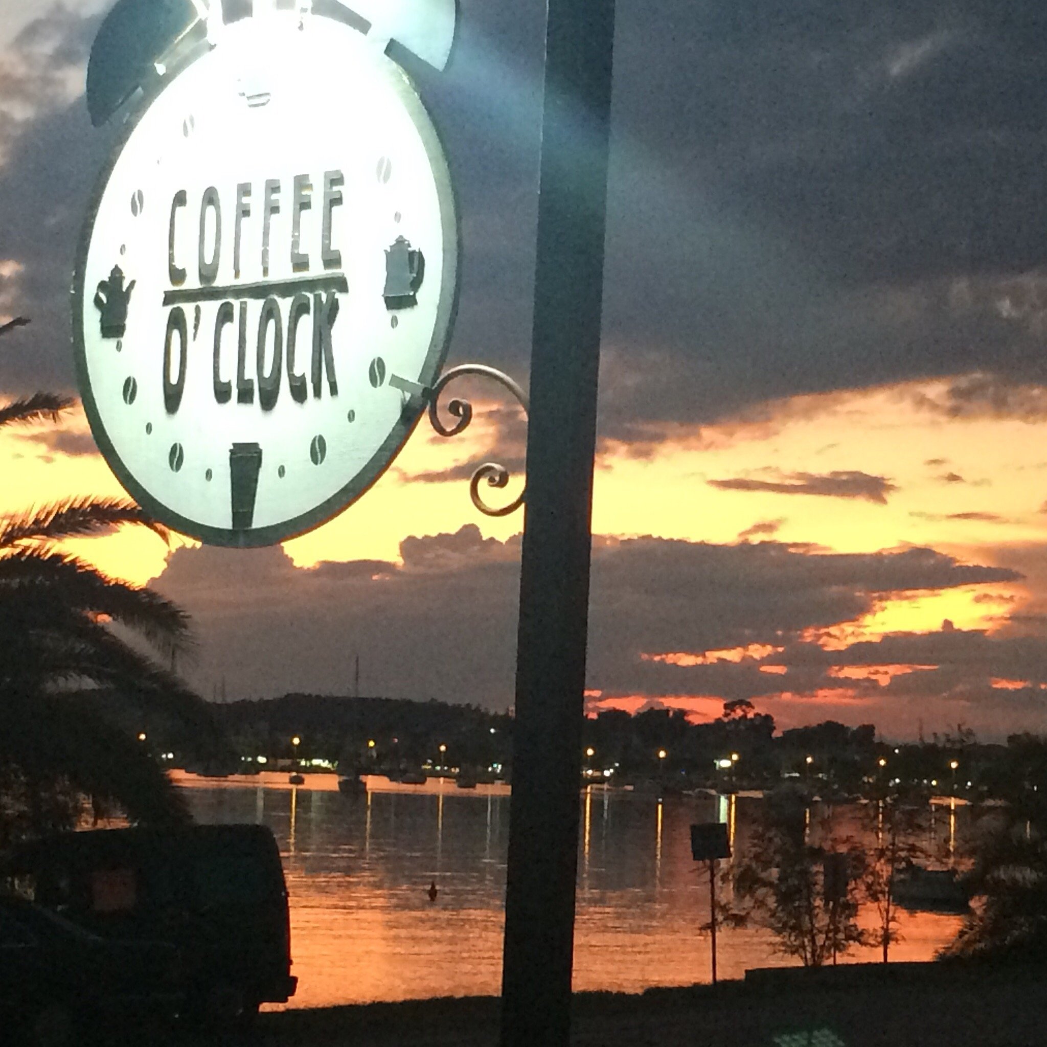 Coffee O’ Clock