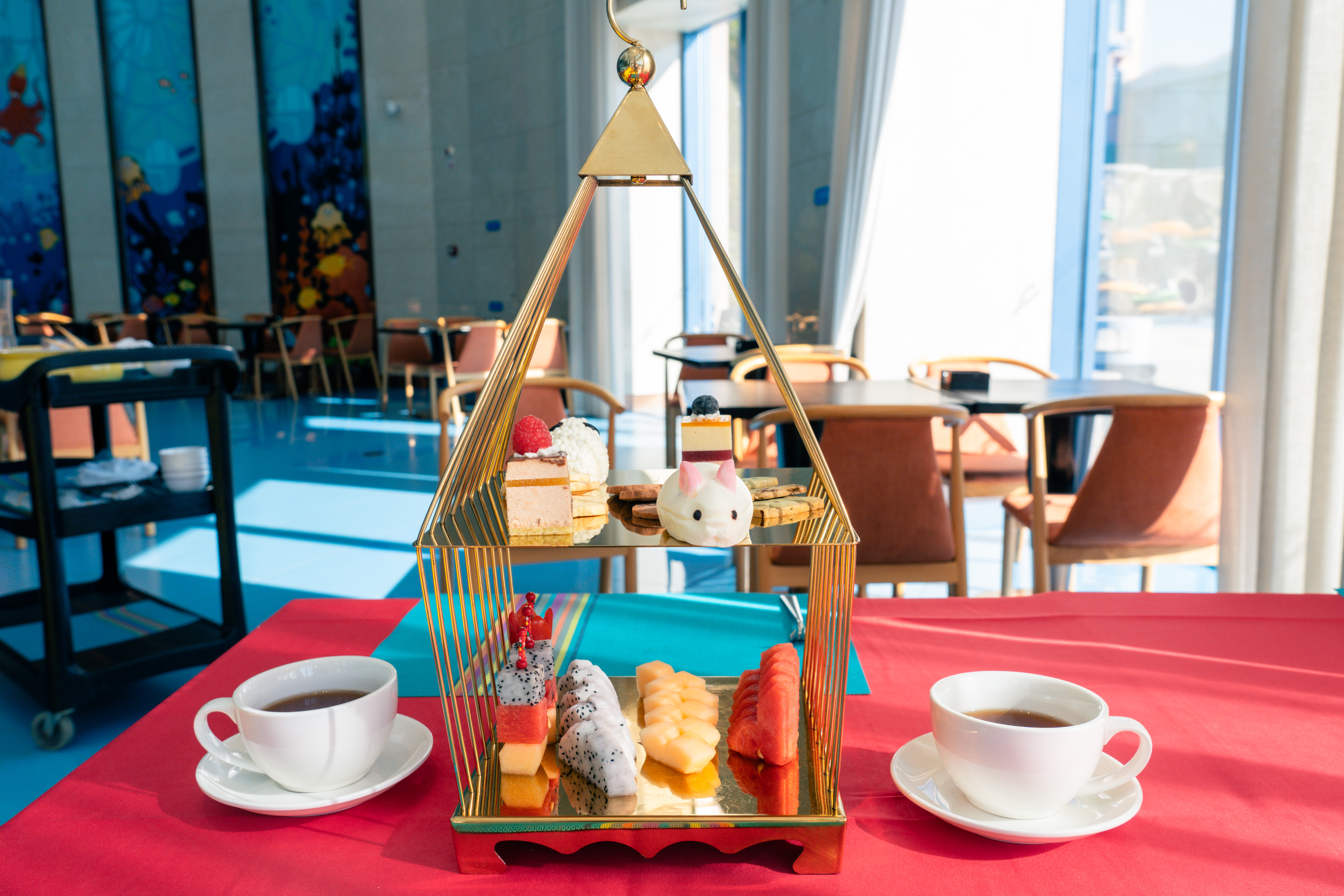 抚仙湖海豚湾酒店·大堂水族吧餐厅图片