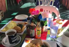 Sips & Bites美食图片