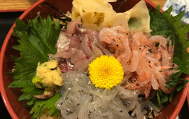 Local Sushi & Uogashi Set Meal Restaurant Kamome-maru