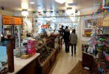 North Pole Sweets and Treats美食图片