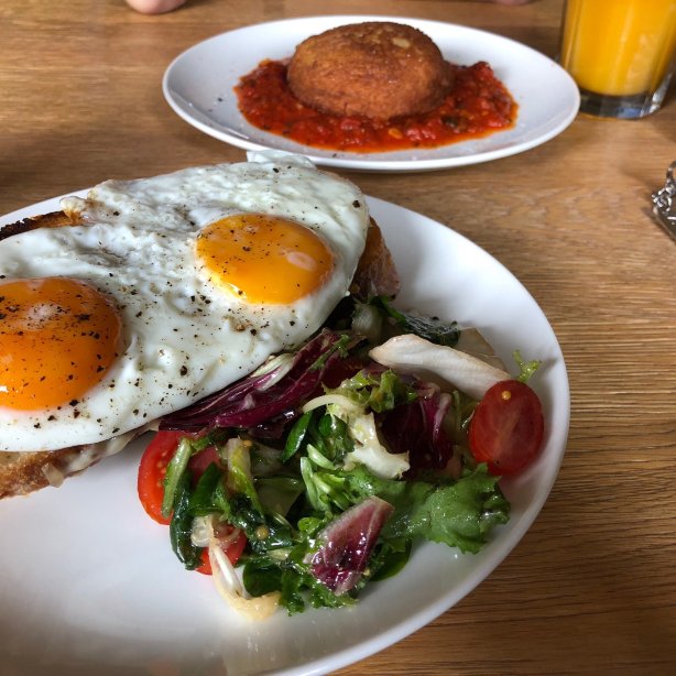 Montag Bakery