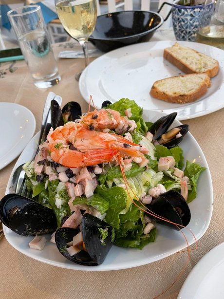 Fishbone restaurant
