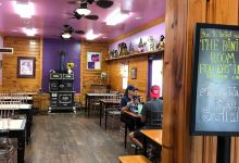 Bobkat's Purple Pie Place美食图片