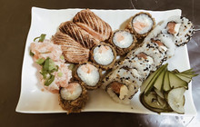 Yoki Comedoria Oriental餐厅图片