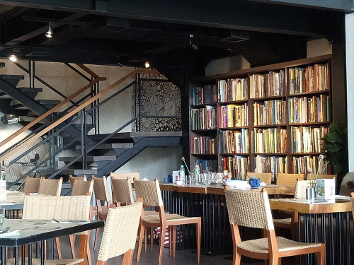 The Cutt Grill House