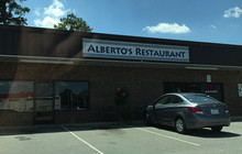 Alberto's Greek Restaurant餐厅图片
