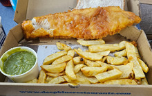 Deep Blue Sea Helmsley - Fish & Chips餐厅图片