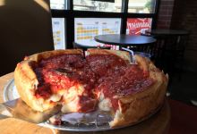Pizza Papalis美食图片