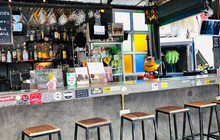 Bar 64000餐厅图片