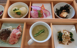 Restaurant & Cafe Peko Peko No Hatake