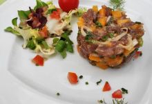 Les Bartavelles美食图片