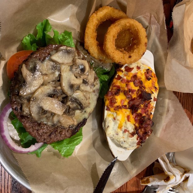 UNO Chicago Grill