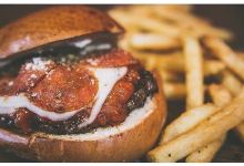 Beth's Burger Bar美食图片