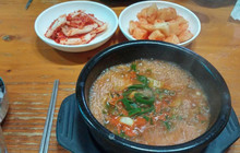 Undongjang Haejangguk餐厅图片