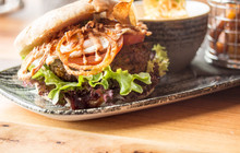Loft's Bar Bistro Steakhaus餐厅图片