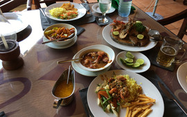 Ayesha Restaurant & Pub