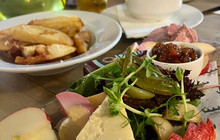 The Bridge Inn Exmoor LTD餐厅图片