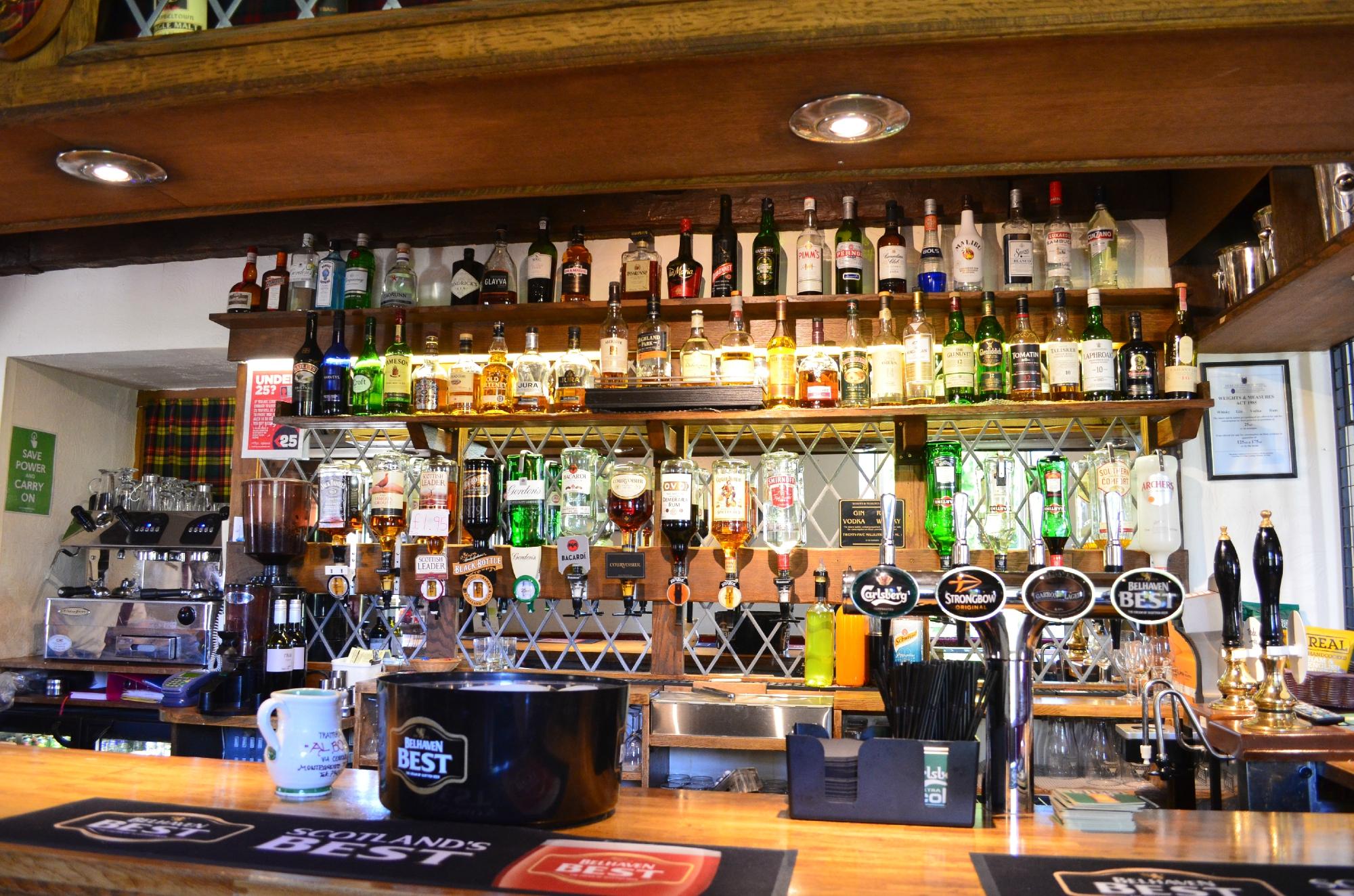 Ghillies Cellar Bar & Bistro