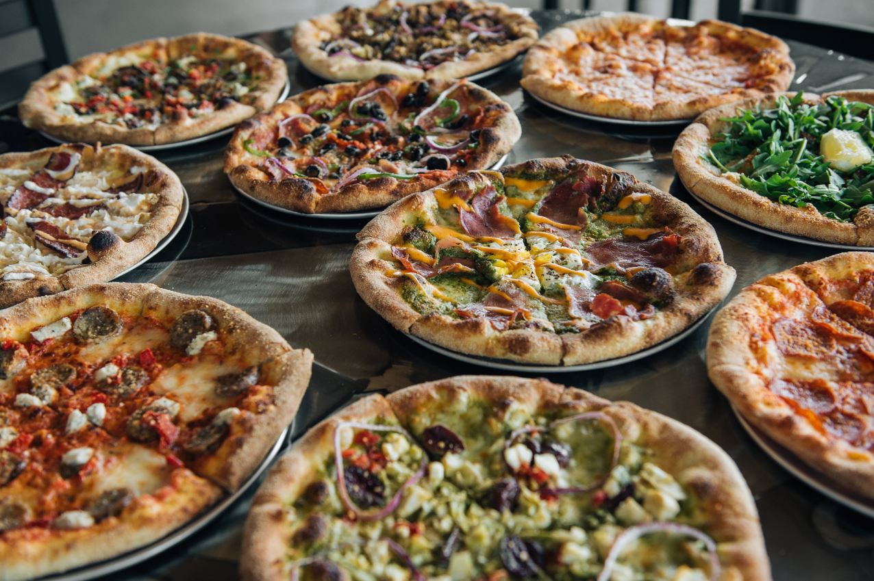 Railroad Pub & Pizza