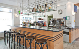 Laagers Cafe Restaurant