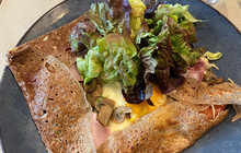 Hôtel Restaurant "La Crêperie Du Château"餐厅图片