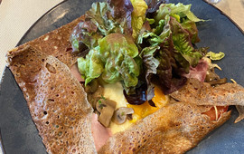 Hôtel Restaurant "La Crêperie Du Château"