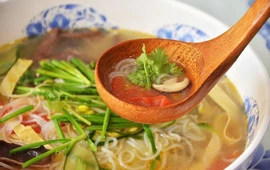 重庆火锅米线(秦巴茶市店)