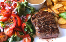 TOM'S STEAK HOUSE餐厅图片