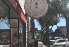 Half Moon Bay Wine & Cheese购物图片