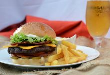 The Iron Crown Pub & Bistro美食图片