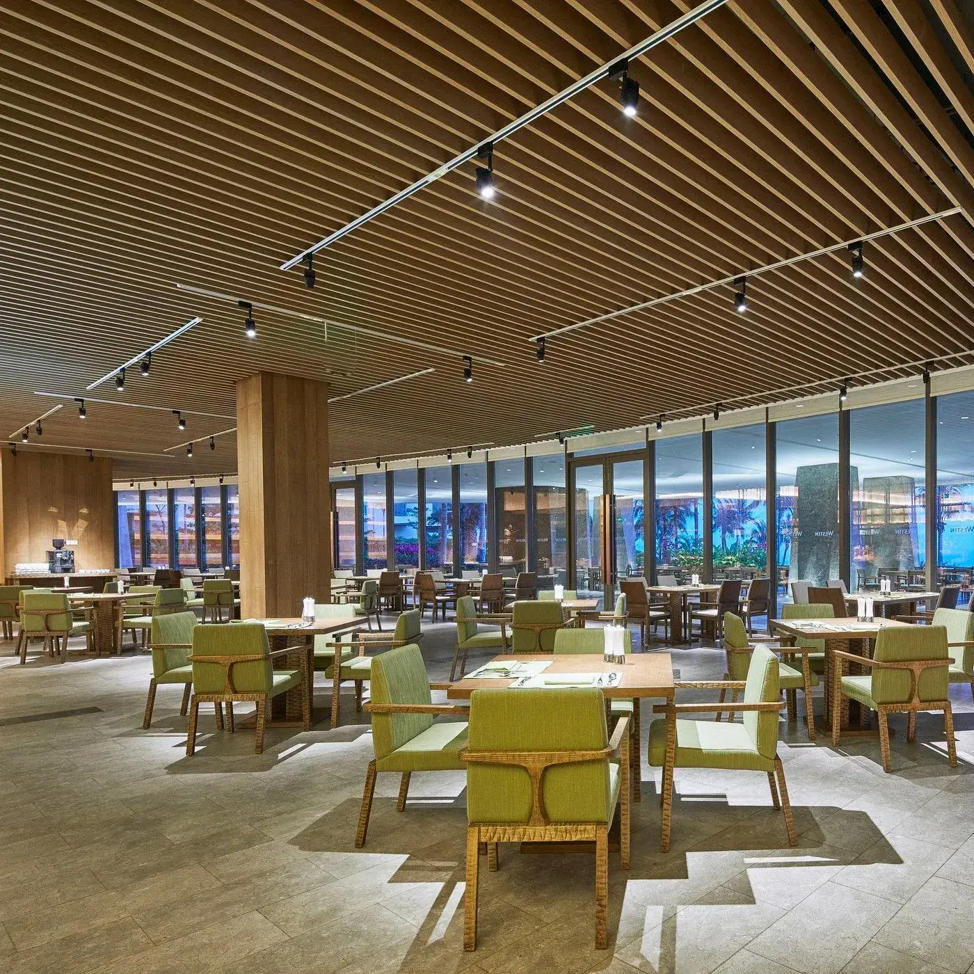 石梅湾威斯汀度假酒店知味标帜餐厅美食图片