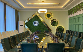 MAKHIZADEM restaurant