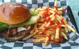 Salem Street Pub
