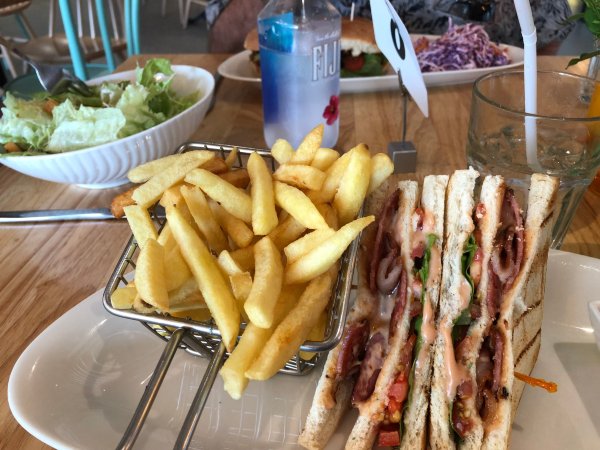Koko Nui Cafe, Bar & Restaurant