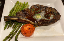 Grill and Vine餐厅图片