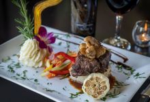 The Fairway Grille at Buck Hill Falls美食图片