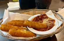 Dino's Restaurant餐厅图片