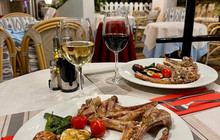 Sorrento's Illetas Garden Grill餐厅图片