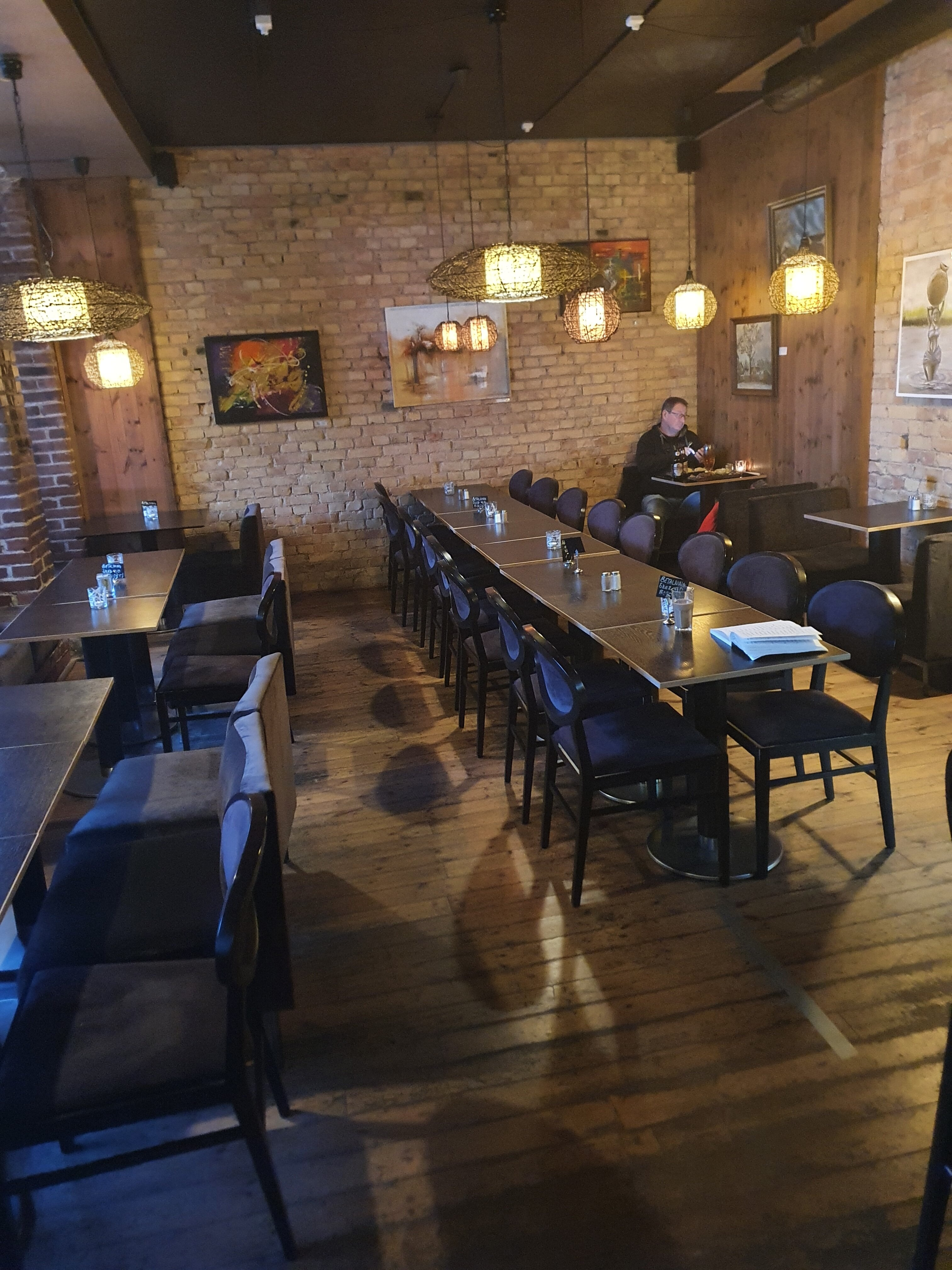 Broderstugan Kök & Bar餐厅图片