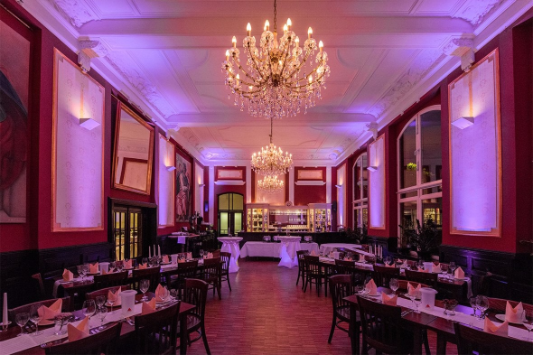 Kulinarischer Bahnhof Lukas餐厅图片