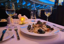 The Revolving Restaurant美食图片