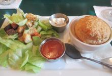 Bennett's Chop & Railhouse美食图片