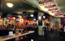 Brothers Bar & Grill餐厅图片