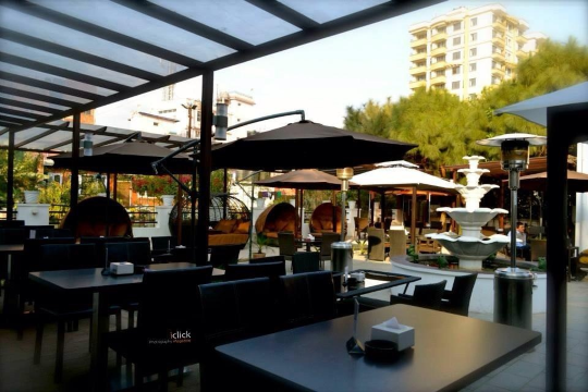 Embassy Restaurant and Bar餐厅图片